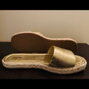 MICHAEL Michael Kors Dempsey Slide